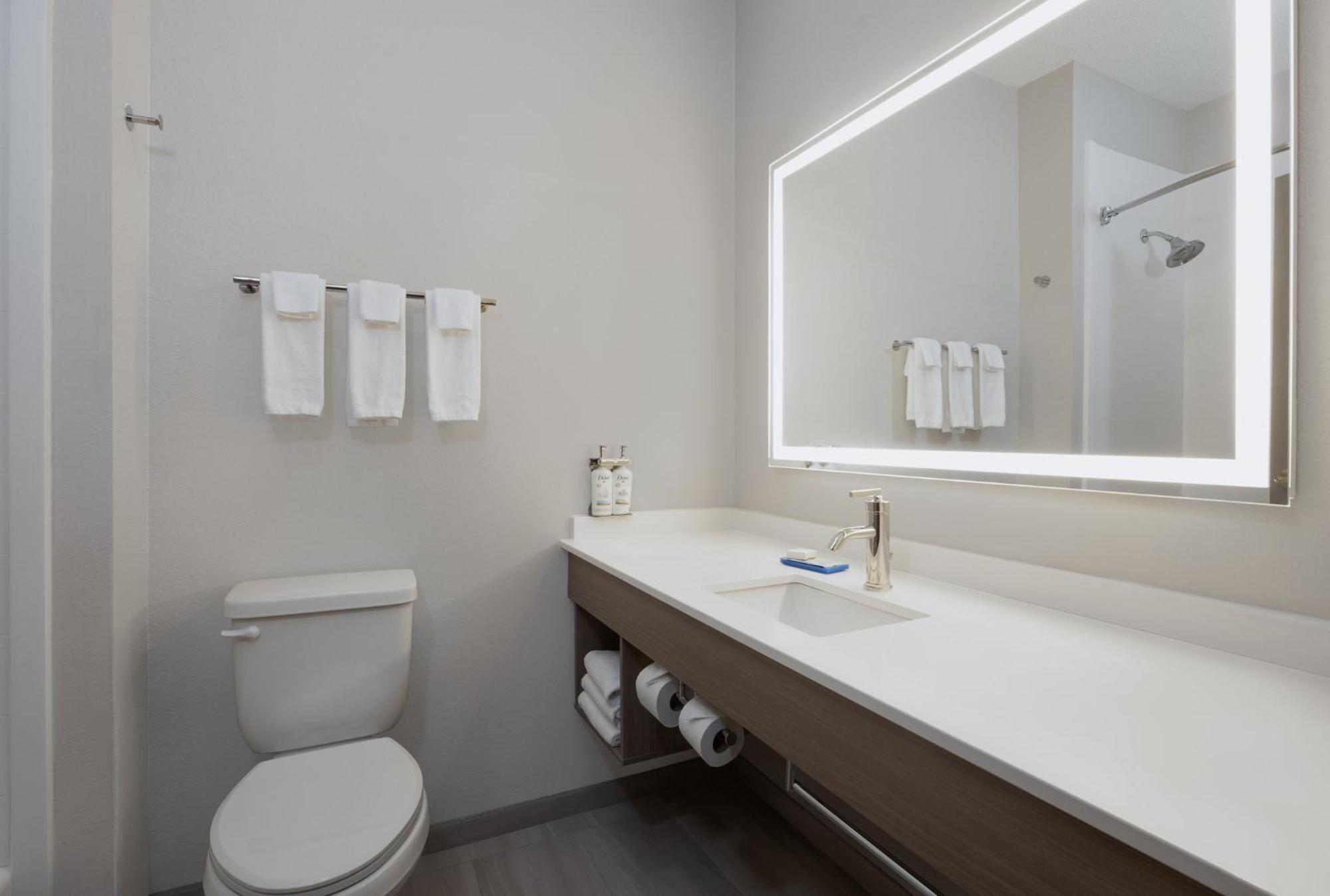 Hotel Express & Kennesaw Northwest - By Ihg